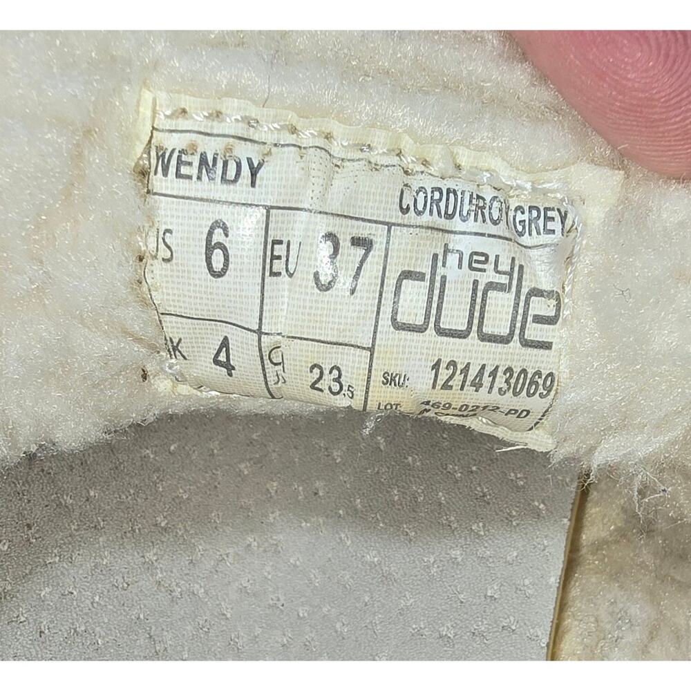 Hey Dude Corduroy Wendy Women's Size 6 Gray Fur Lined Comfort Shoe Elastic Laces - Picture 7 of 7